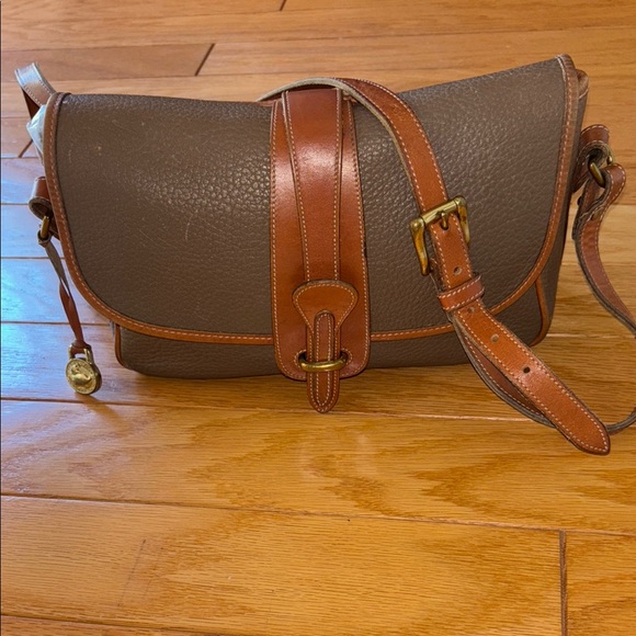 Dooney & Bourke Handbags - Dooney & Bourke Bag